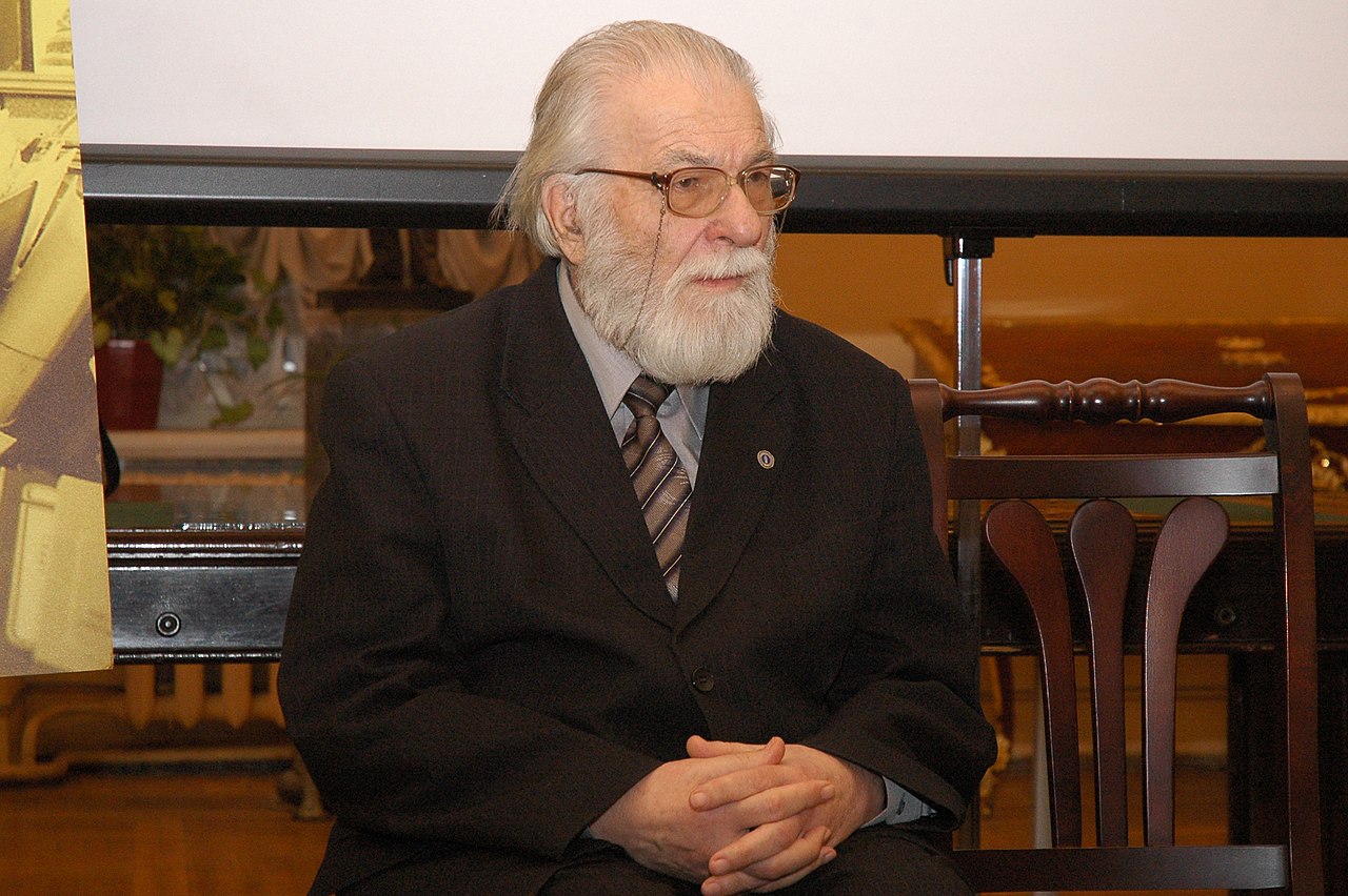 1280px-2007_likhachev_foundation_prize_ceremony_-_vyacheslav_orphinsky_1.jpg